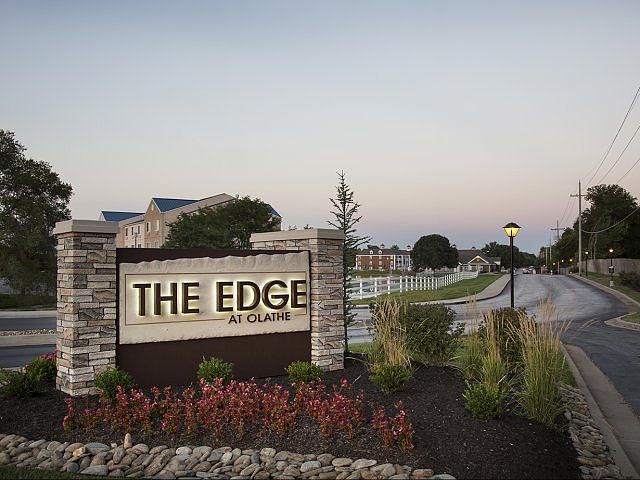 Edge of Olathe - Olathe, KS